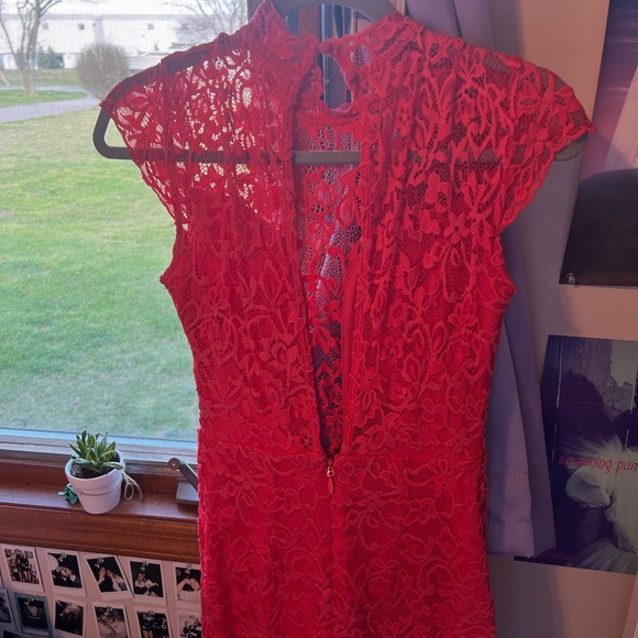 dress - Picture 3 of 4